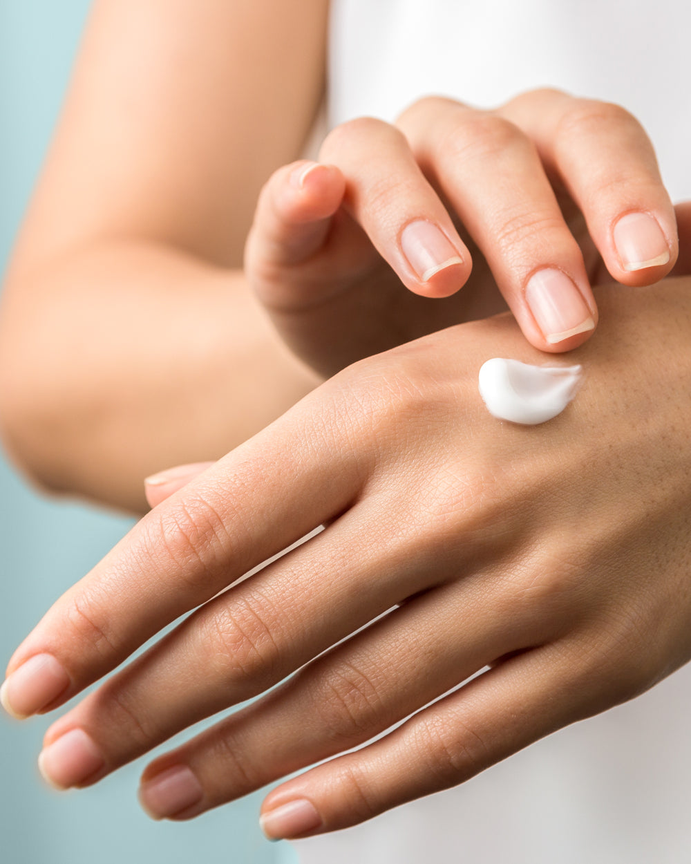 Linea Mani