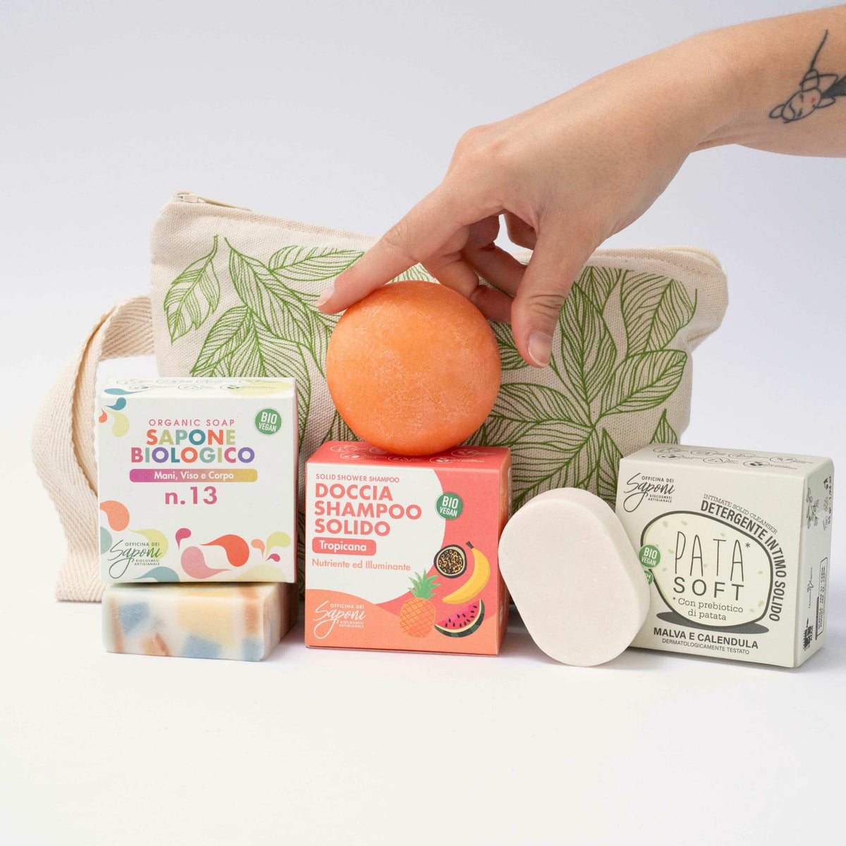 Kit Viaggio Lei – La cura che porti con te